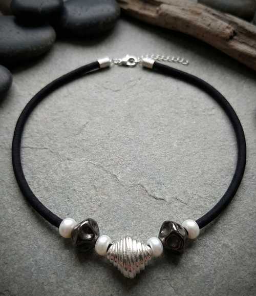Handmade electroformed 925 silver bead necklace with shell center bead and freshwater pearls — Goldlip Thailand