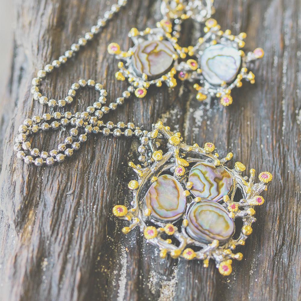 Coral Love Tierra Abulón Verde Necklace-Necklaces-AdiOre Jewels